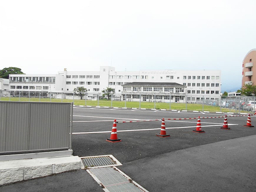 ワカサ有限会社｜事例02｜大分県立芸術緑丘高校大規模改修工事